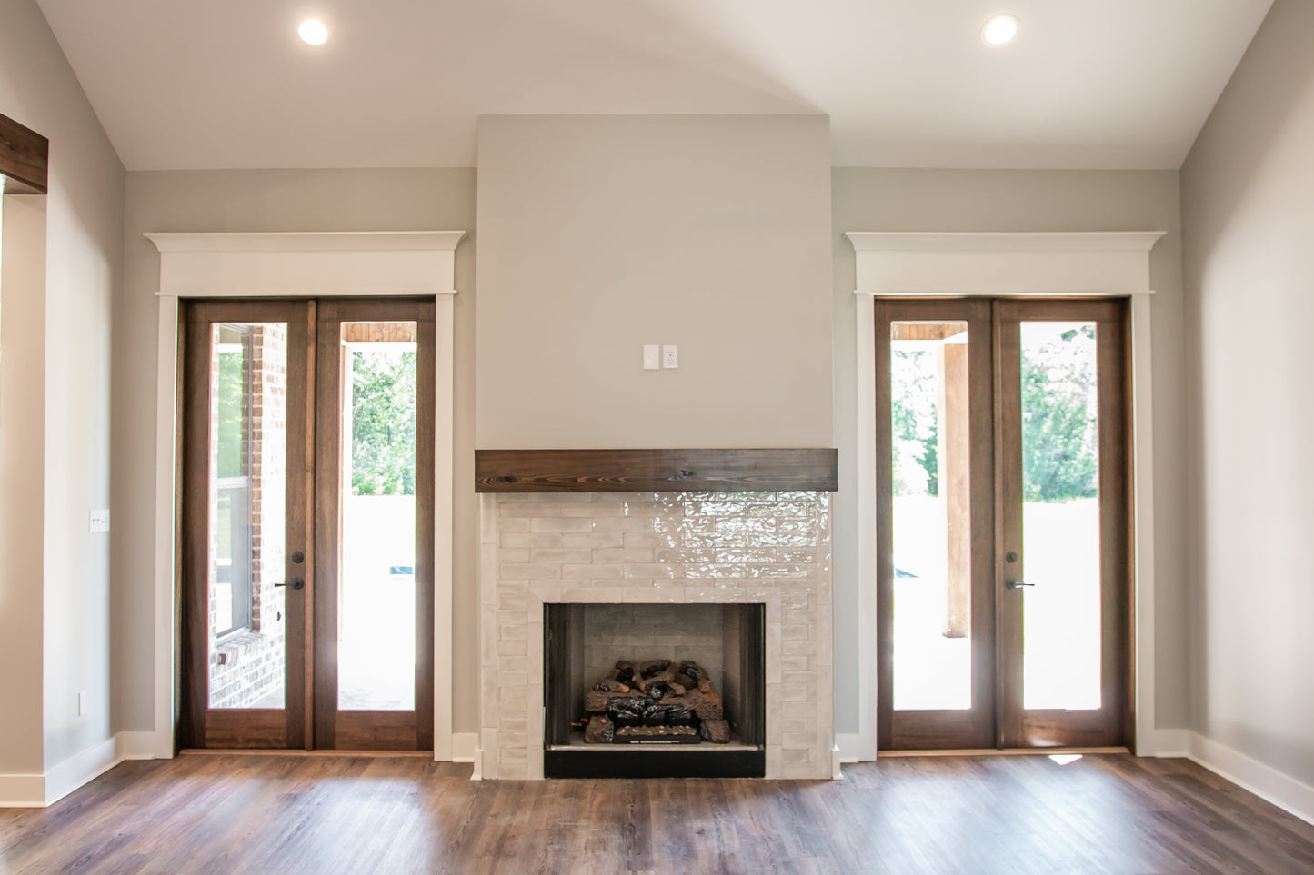 HPZ-26004 Donna Modern Farmhouse Plan