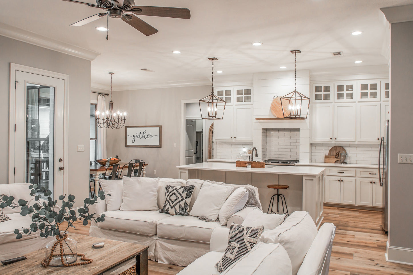 HPZ-26009 Patrick Modern Farmhouse Plan