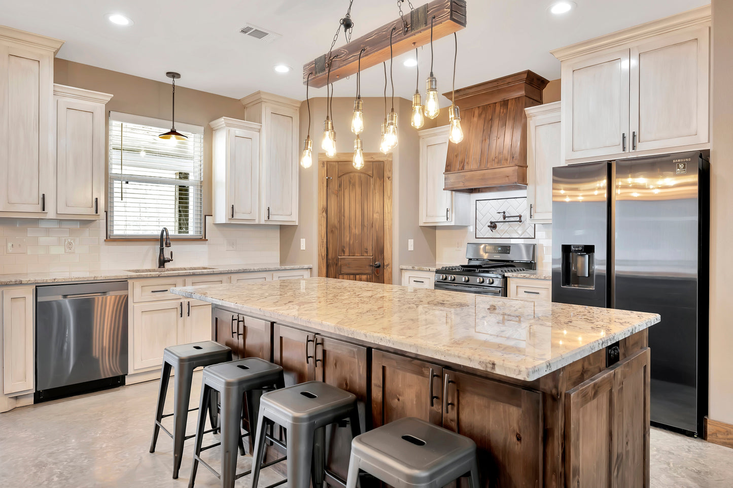 RP-10003 Henry Barndominium House Plan
